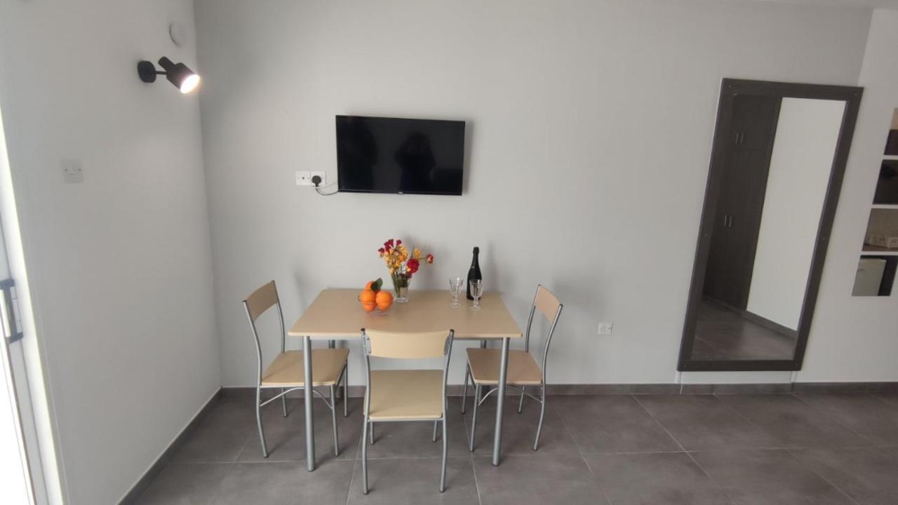 Nissi Avenue Studio Ajía Nápa Kültér fotó