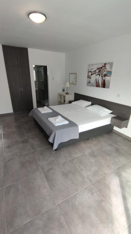 Nissi Avenue Studio Ajía Nápa Kültér fotó