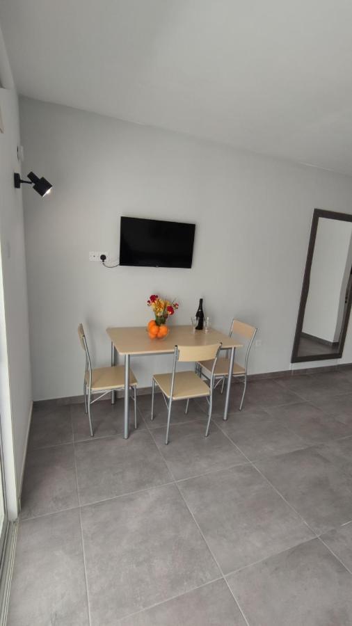 Nissi Avenue Studio Ajía Nápa Kültér fotó