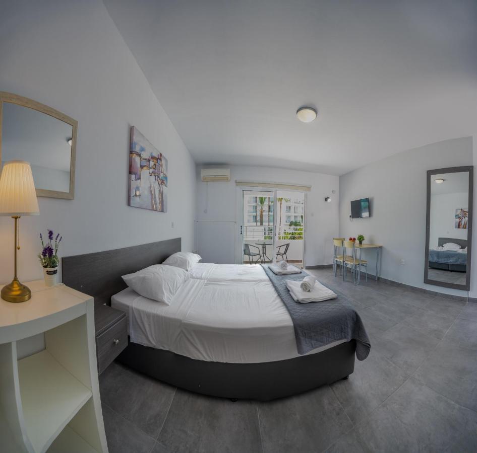 Nissi Avenue Studio Ajía Nápa Kültér fotó